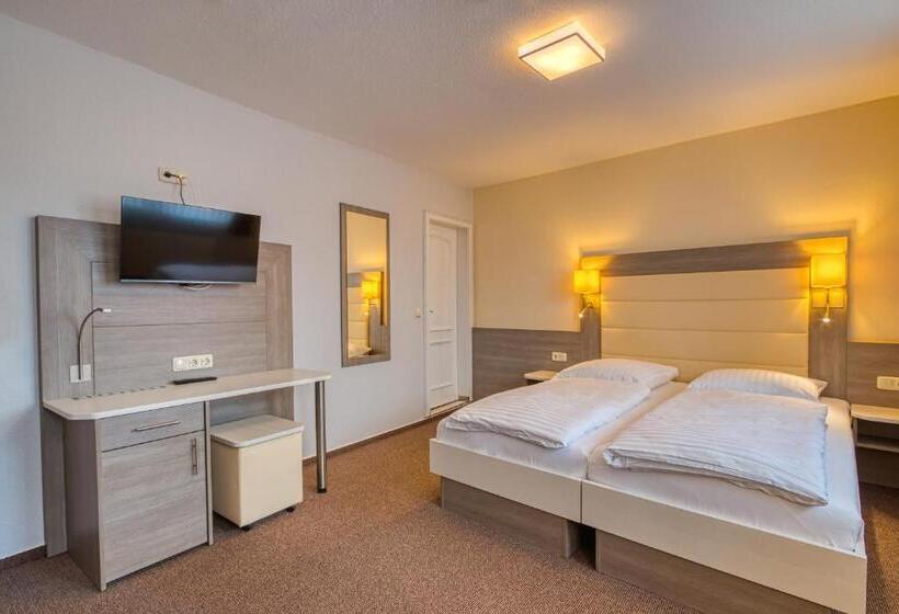 スタンダードルーム, Goldene Krone