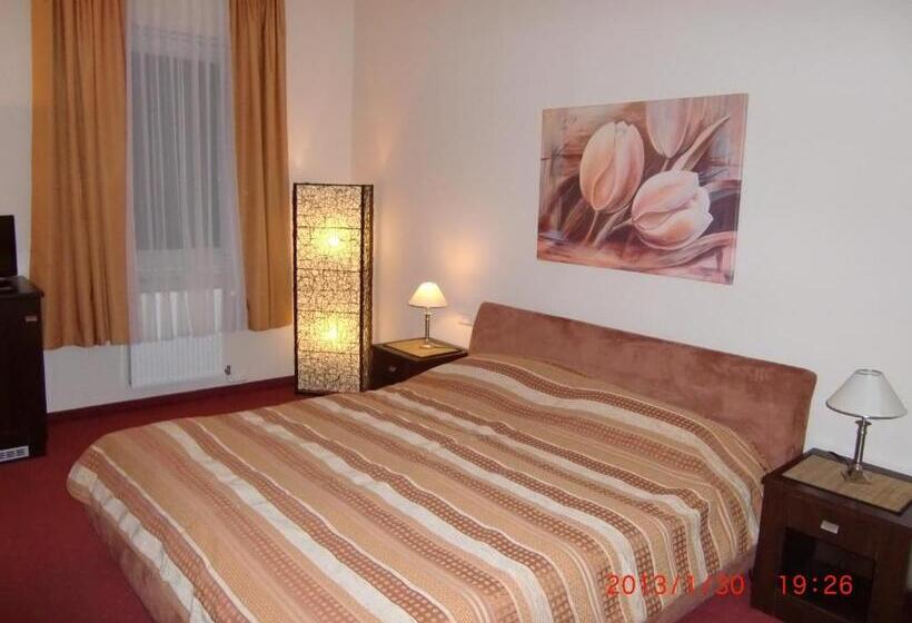 标准间带阳台, Grainauer Hof