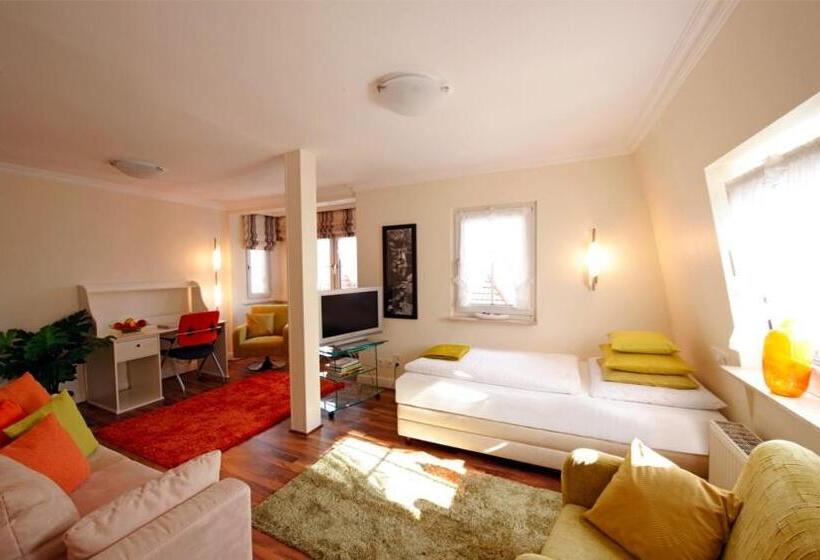 Апартаменты 1 Спальня, Hessischer Hof