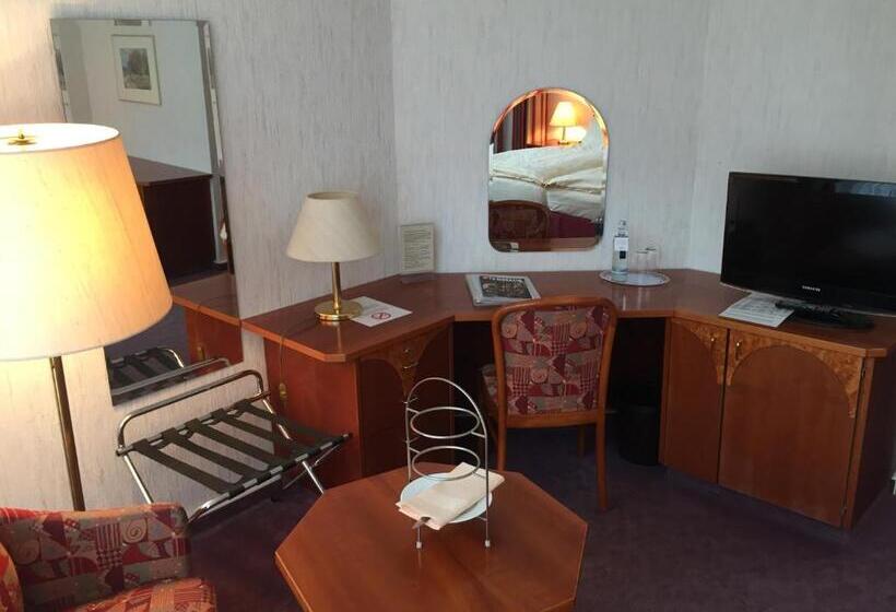 스탠다드 룸, Kurpark