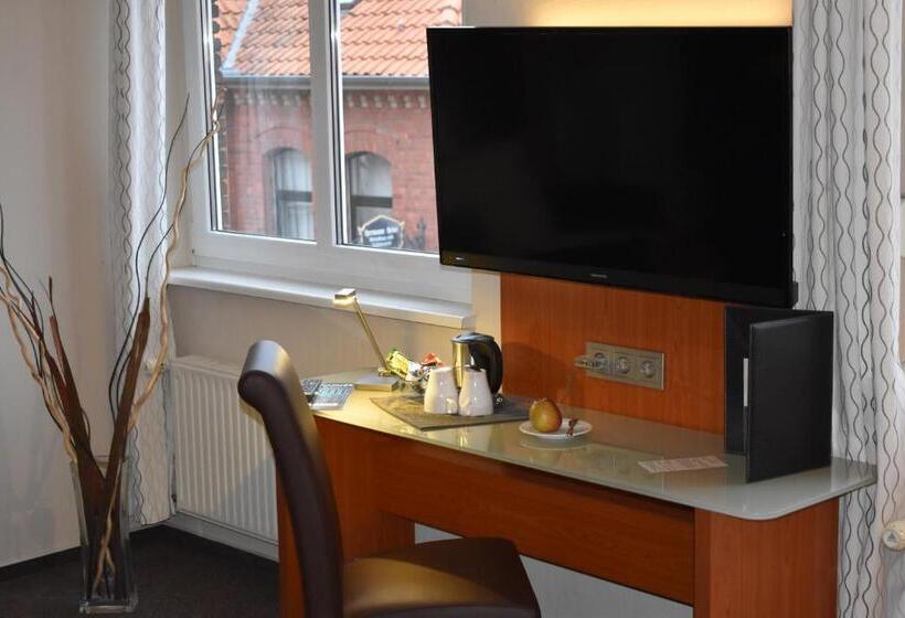 Номер Стандарт, Neue Stuben