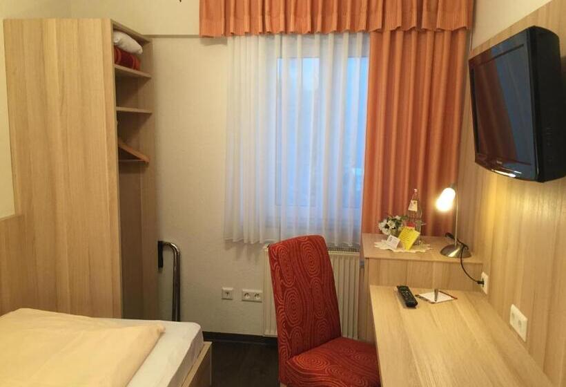 单人经济间, Rose Heidelberg Inklusive Frühstück & Saunanutzung