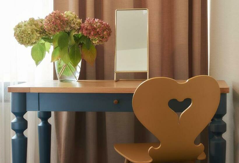 Номер Стандарт, Rosi