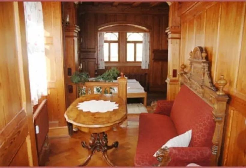 Sviitti, Schloss Herberge Hohenerxleben