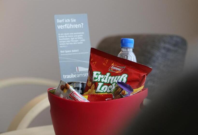 Standart Oda, Traube Am See