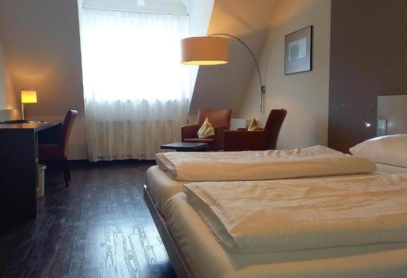 Standart Oda, Traube Am See