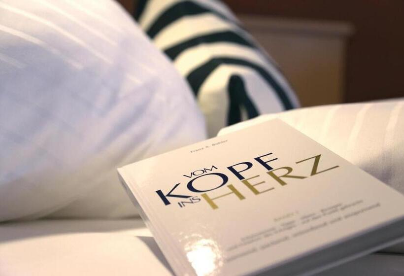 Balkonlu Delüks Oda, Traube Am See