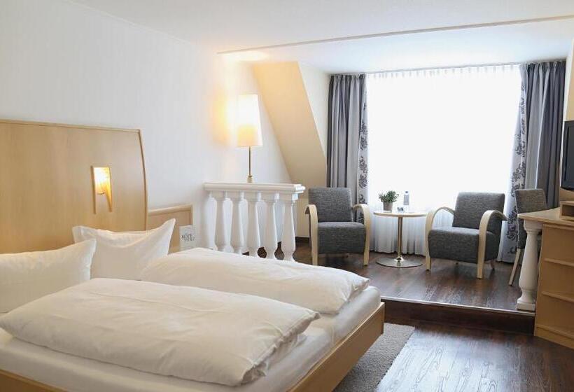 Artı Standart Oda, Traube Am See