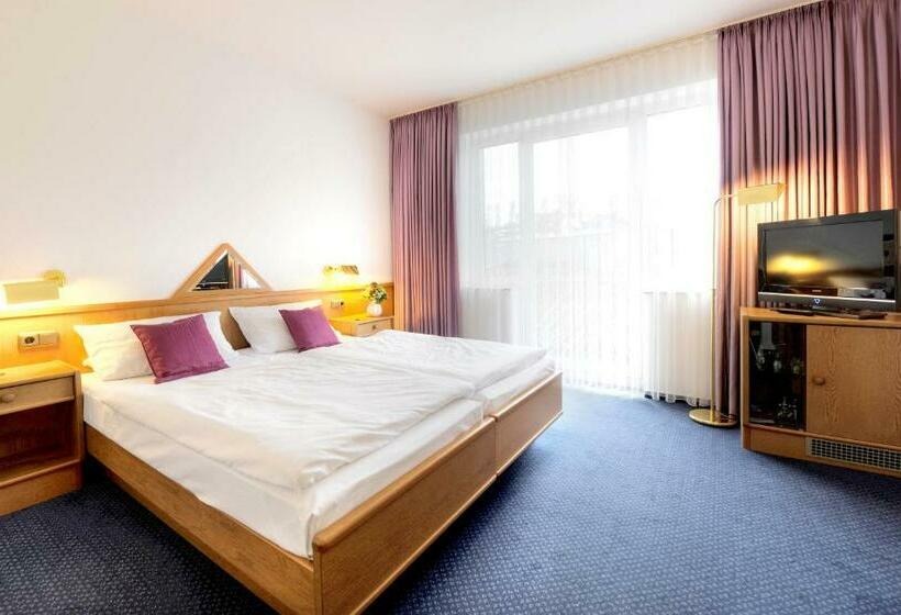 חדר סטנדרט, Zur Prinzenbrucke