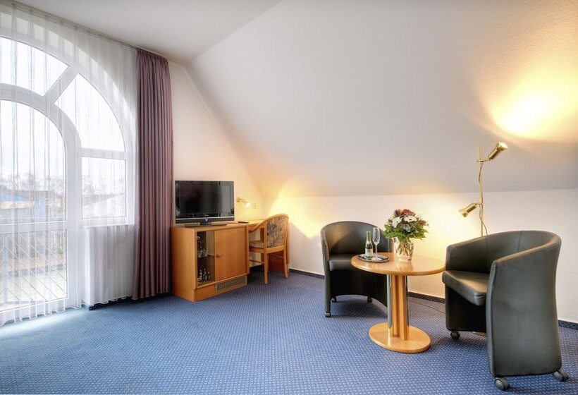 חדר סטנדרט, Zur Prinzenbrucke