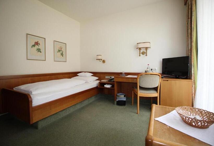 발코니 스탠다드 싱글 룸, Kurhotel Roswitha