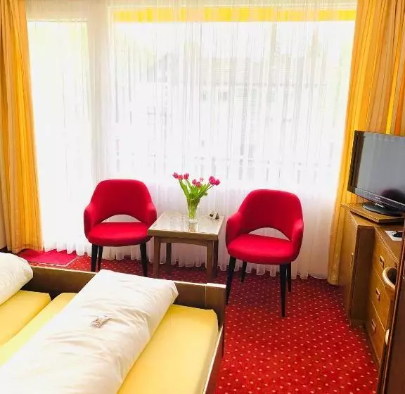 اتاق استاندارد با بالکن, Kurhotel Wiedenmann