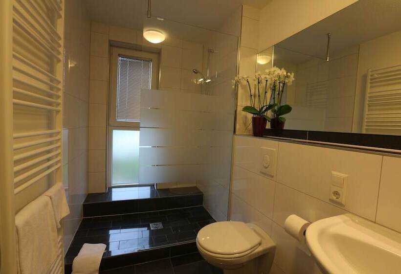 Семейный Номер, Parkhotel Stadthagen