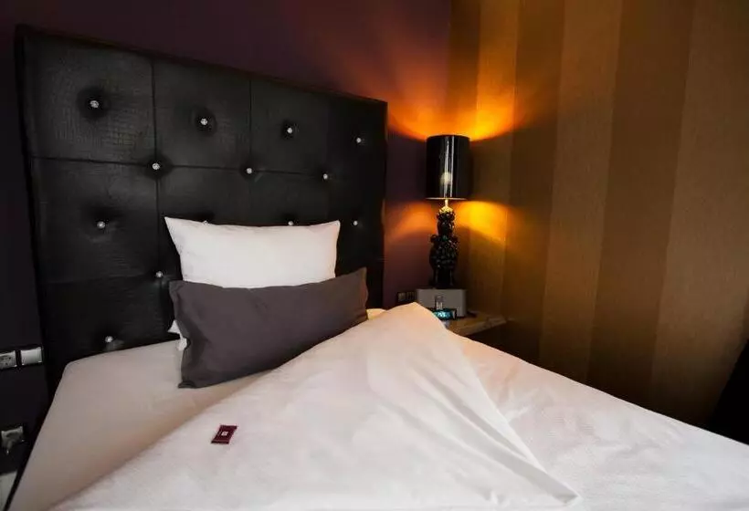 اتاق استاندارد یک نفره, Boutique Hotel Georges