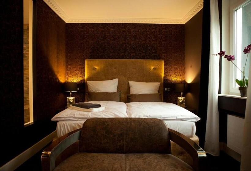 Номер Стандарт, Boutique Hotel Georges