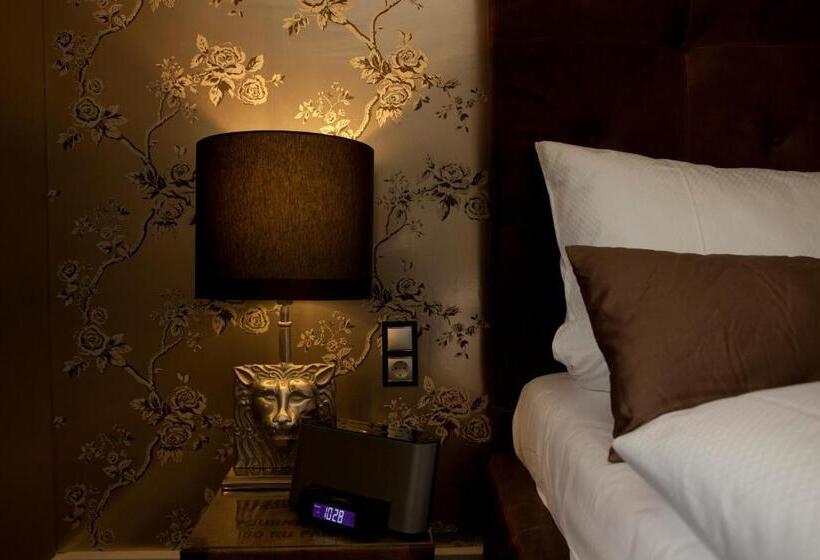 Полулюкс, Boutique Hotel Georges