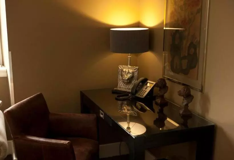 سوییت جونیور, Boutique Hotel Georges