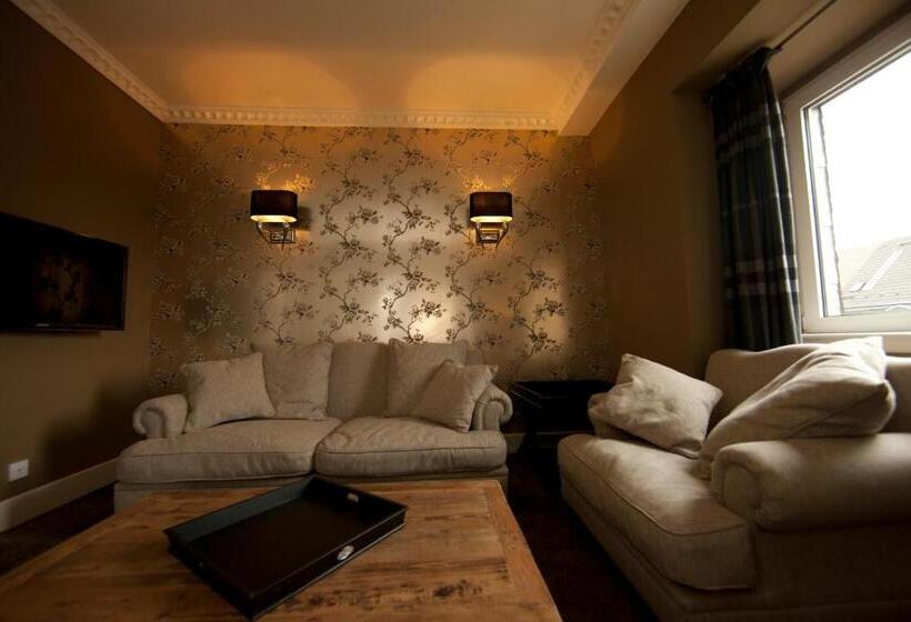 Полулюкс, Boutique Hotel Georges