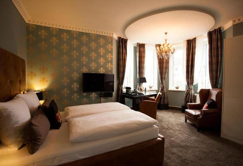 Номер Стандарт, Boutique Hotel Georges