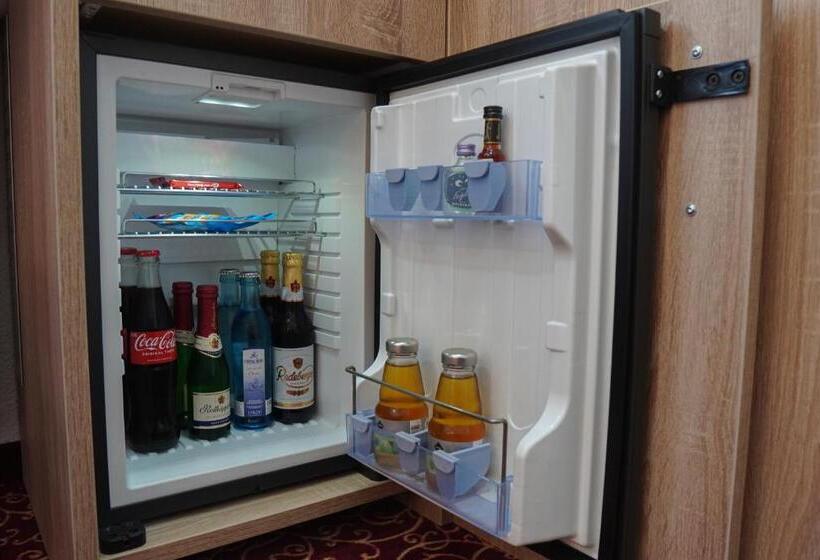 Номер Стандарт, Aara