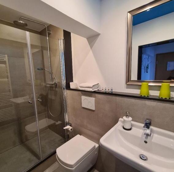 스탠다드 룸, Aleo