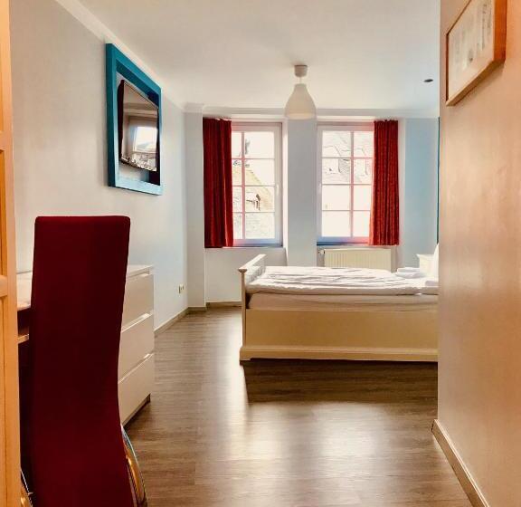 غرفة قياسية, Am Markt