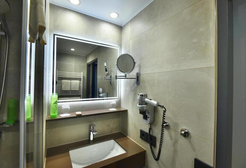 주니어 스위트 호수 전망, Bio Seehotel Zeulenroda