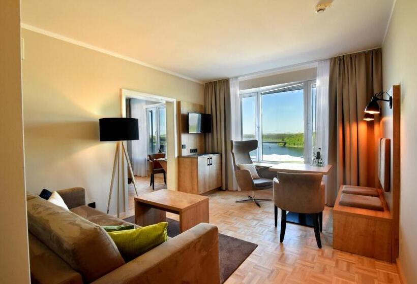 주니어 스위트 호수 전망, Bio Seehotel Zeulenroda