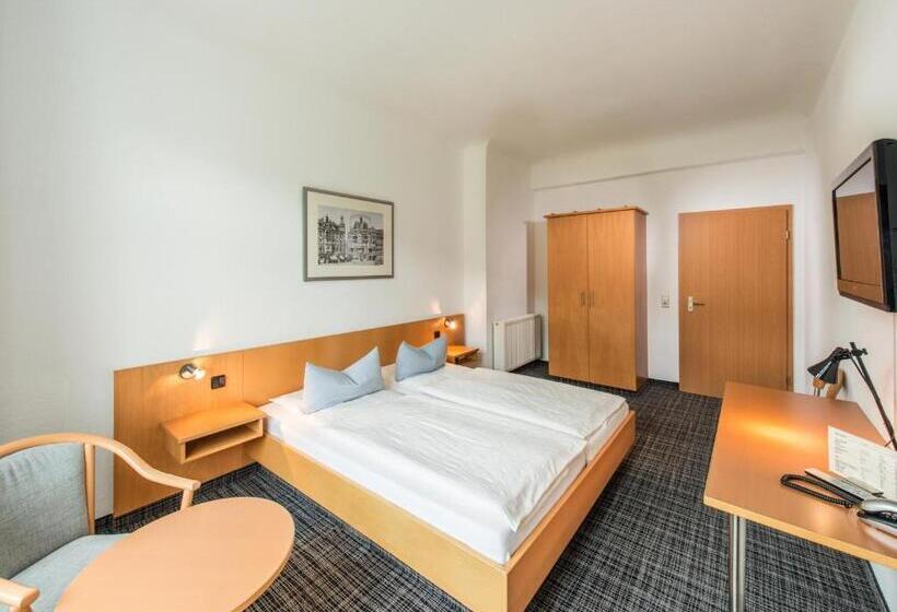 スタンダードルーム, City