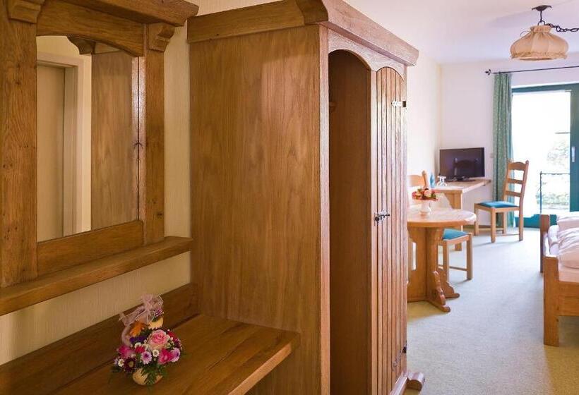 Номер Стандарт, Forsthaus Luchsenburg