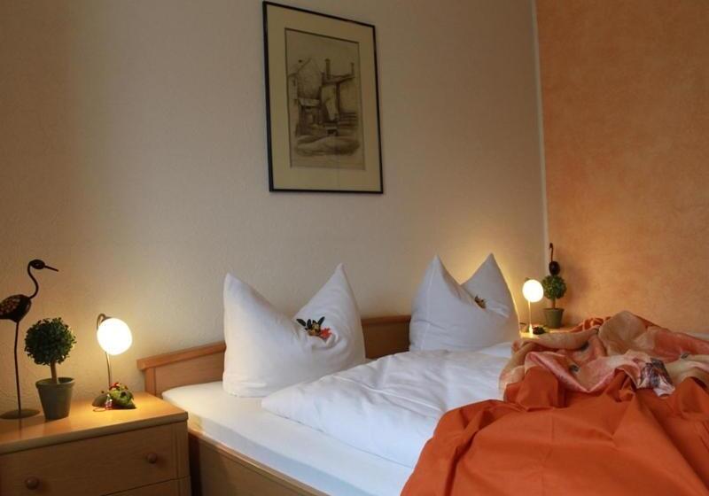 标准间, Grüner Baum