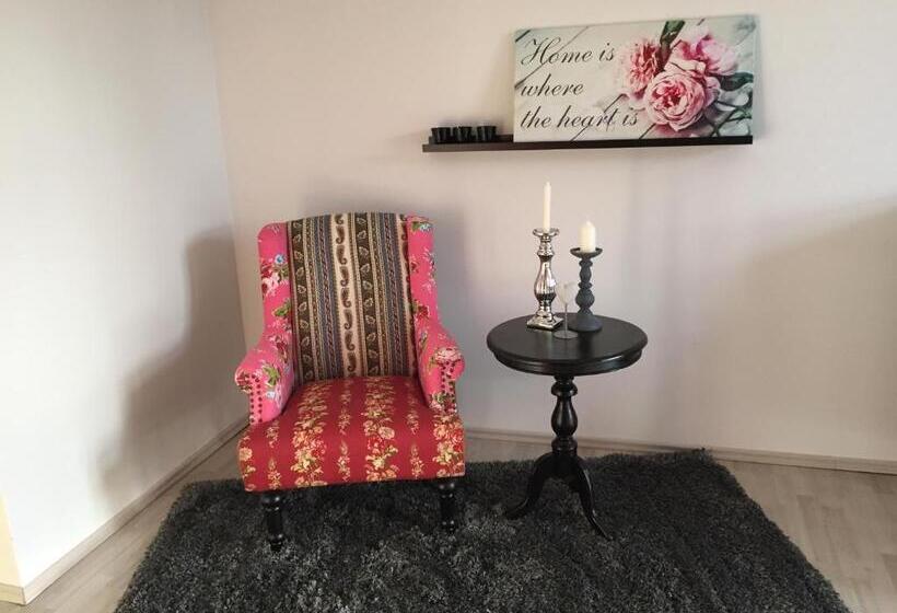 חדר קומפורט, Gut Merödgen