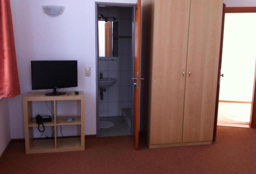 غرفة قياسية, Zum Bügeleisen