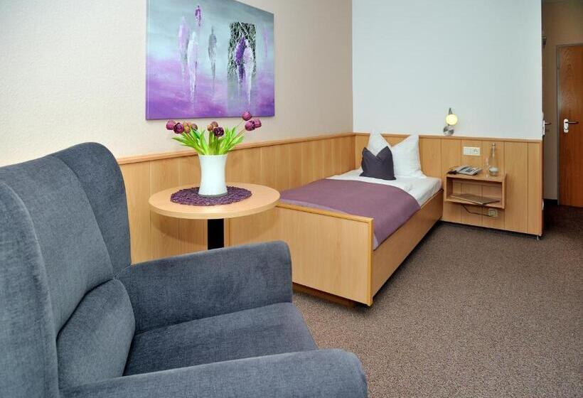 غرفة قياسية فردية مزودة بشُرفة, Kurhotel Grüttner Mit Eigenem Sole Thermal Schwimmbad 32 Grad Und Saunalandschaft