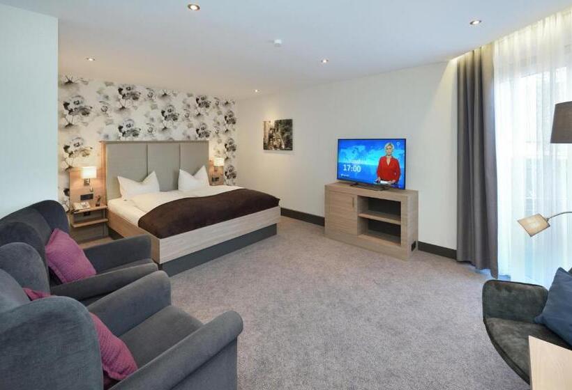 غرفة قياسية مزوَّدة بشُرفة, Kurhotel Grüttner Mit Eigenem Sole Thermal Schwimmbad 32 Grad Und Saunalandschaft