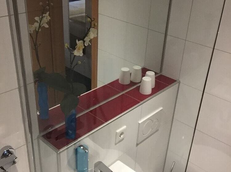 Номер Комфорт, Motel 44