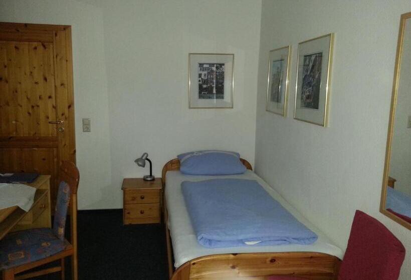 스탠다드 싱글 룸, Blaues Haus
