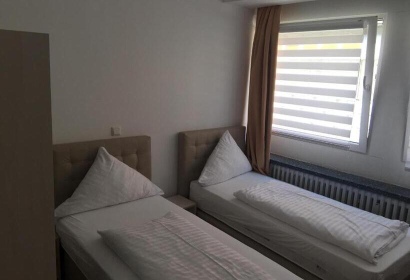 Номер Стандарт, Central Hannover