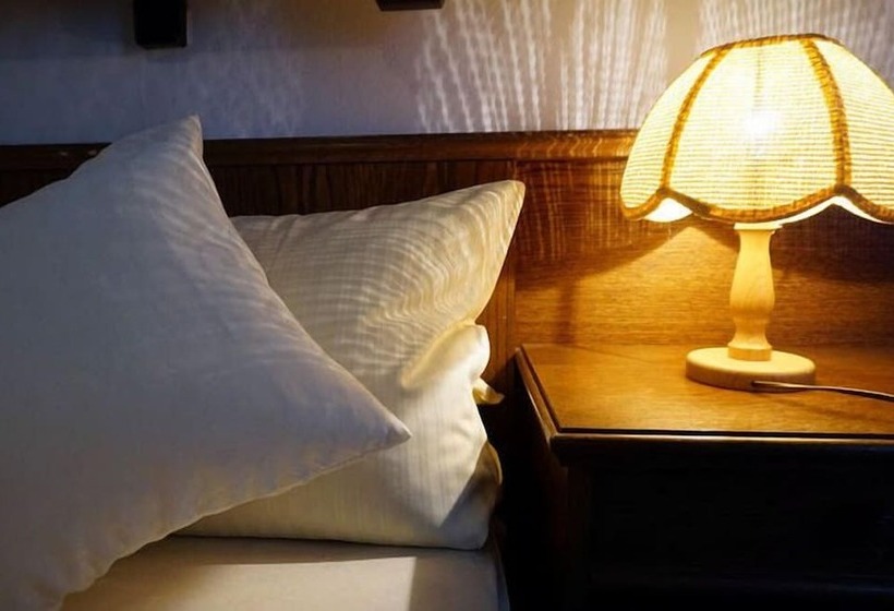 家庭间, Gasthaus Burmester