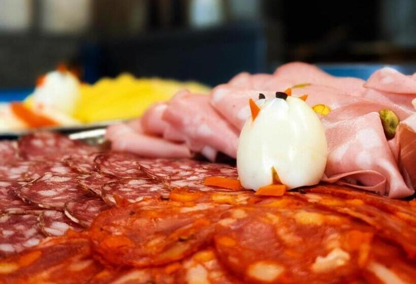 Quarto Familiar Superior, Grüner Baum   Melissone Italian Restaurant