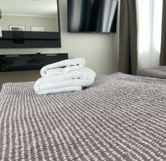 Номер Стандарт, Milano