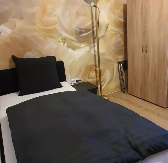 スタンダードシングルルーム, Pension Waldschloß