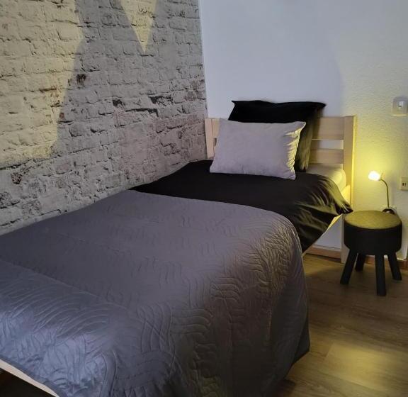 带阳台的标准单人间, Pension Waldschloß