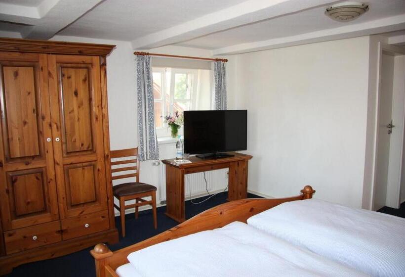 스탠다드 룸, Plater Hermann