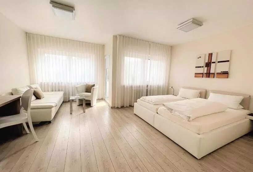 Comfort Single Room, Restaurant Alt Pirmasens