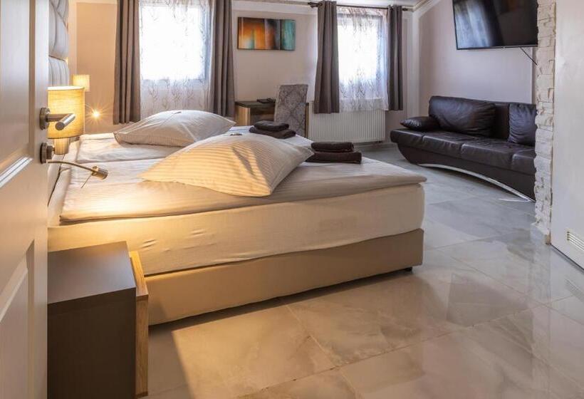 Номер Стандарт Трехместный, Restaurant Meteora