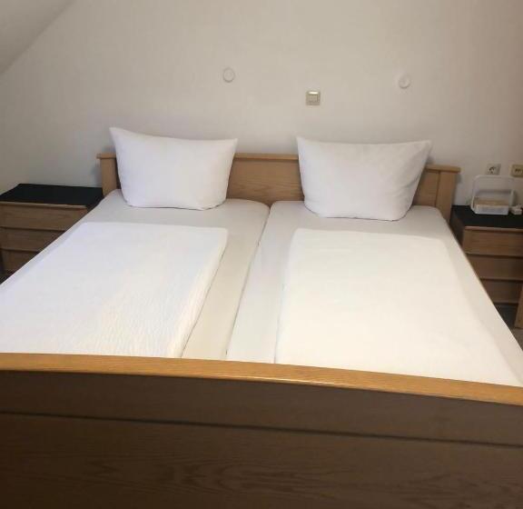 스탠다드 룸, Schozacher Stüble