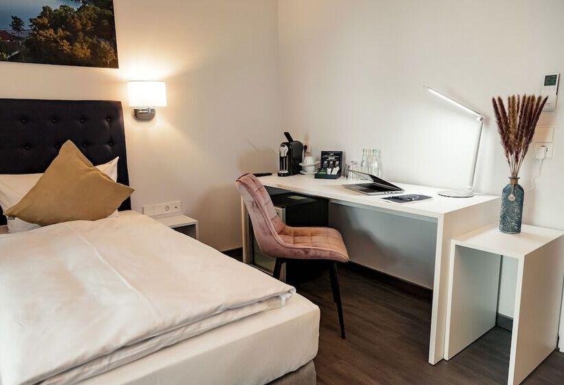 Номер Стандарт с Балконом, Seehotel Am Tankumsee