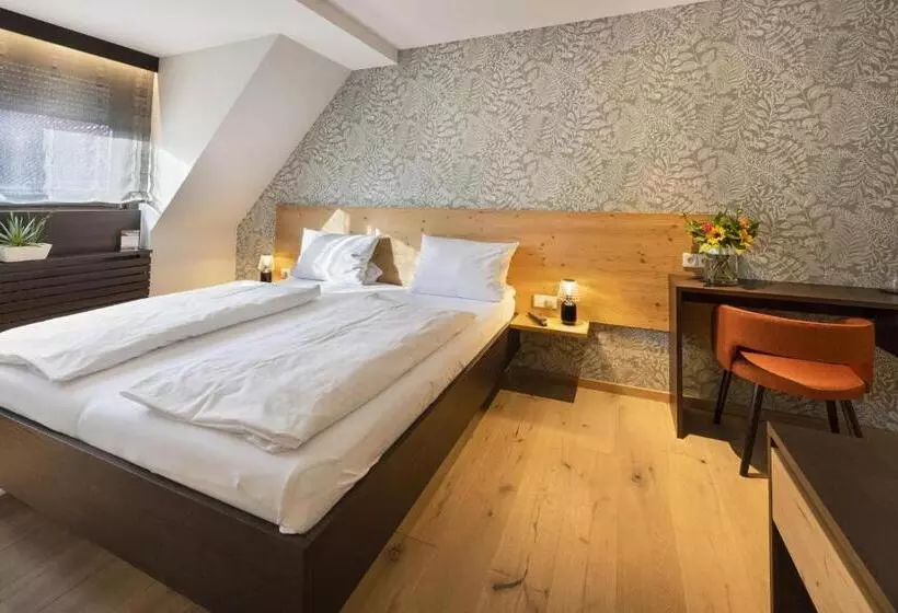 Standard-huone, Jauch S Löwen Hotel Restaurant