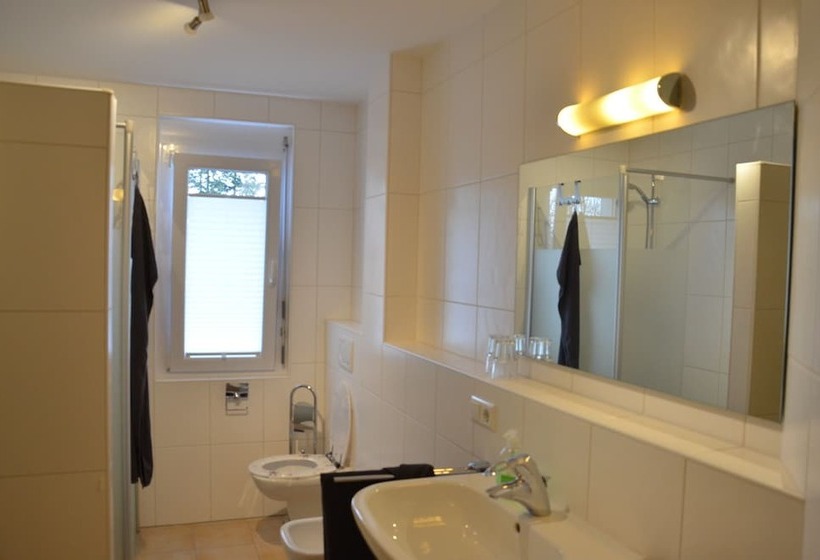 Апартаменты Comfort 2 Спальни, Gästehaus Nagoldblick